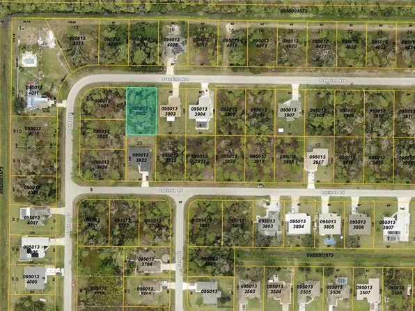 2 Franzino Ave, North Pt, FL 34291