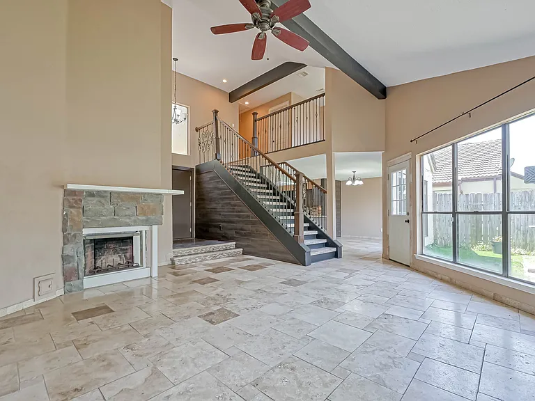 12218 Brighton Ln — Photo 6
