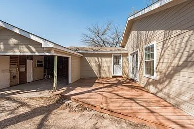 930 W Freeman St — Photo 18