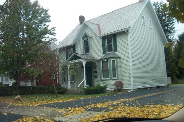 1st image of 730 W 3rd St