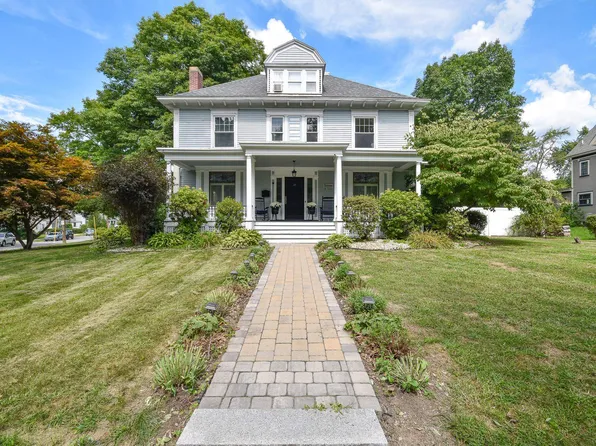 37 Fisher Street, Dover, NH 03820