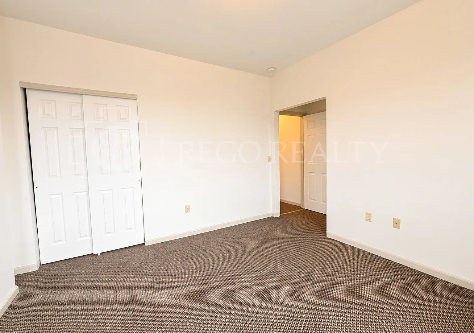 698-700 Broad St / Jess Properties, LLC — Photo 4