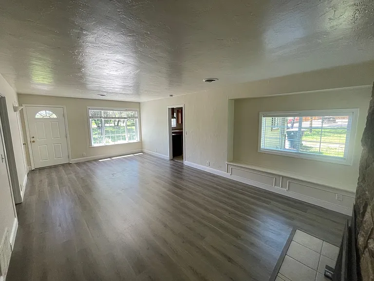 7077 Pine Gate Way — Photo 11