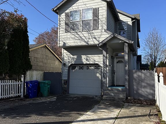 3rd image of 9143 SE Pine St