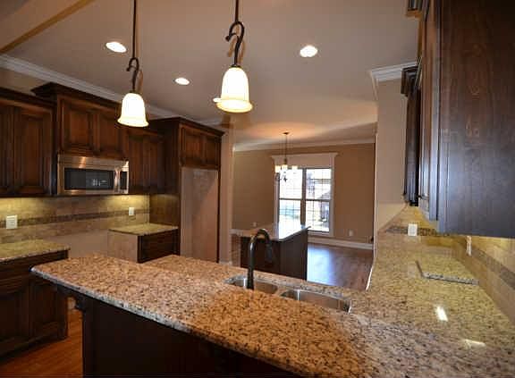 5th image of 720 Farmington Drive 159 #C-lot 159