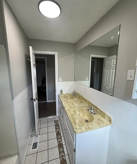 206 Cave Mill Rd — Photo 4