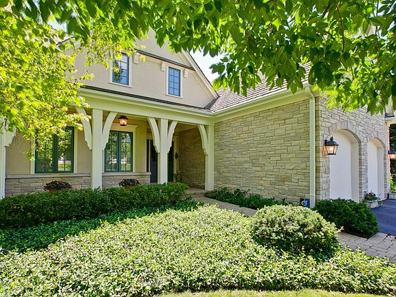 2nd image of 600 Greenway Dr