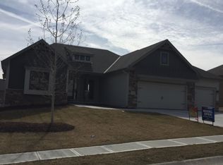 7439 Reed St, Papillion, NE 68046