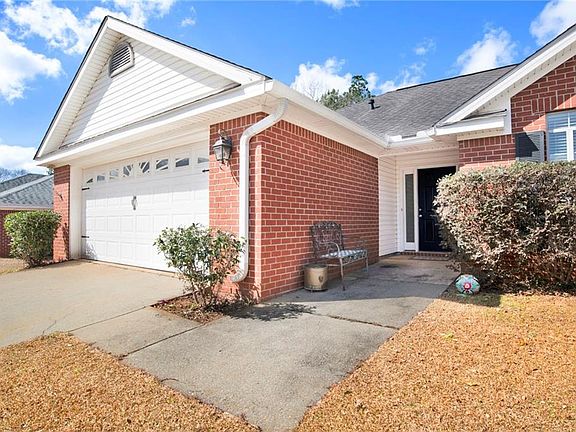 4th image of 9630 Oak Forrest Dr