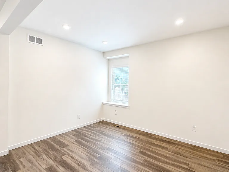 9482 Salida St — Photo 3