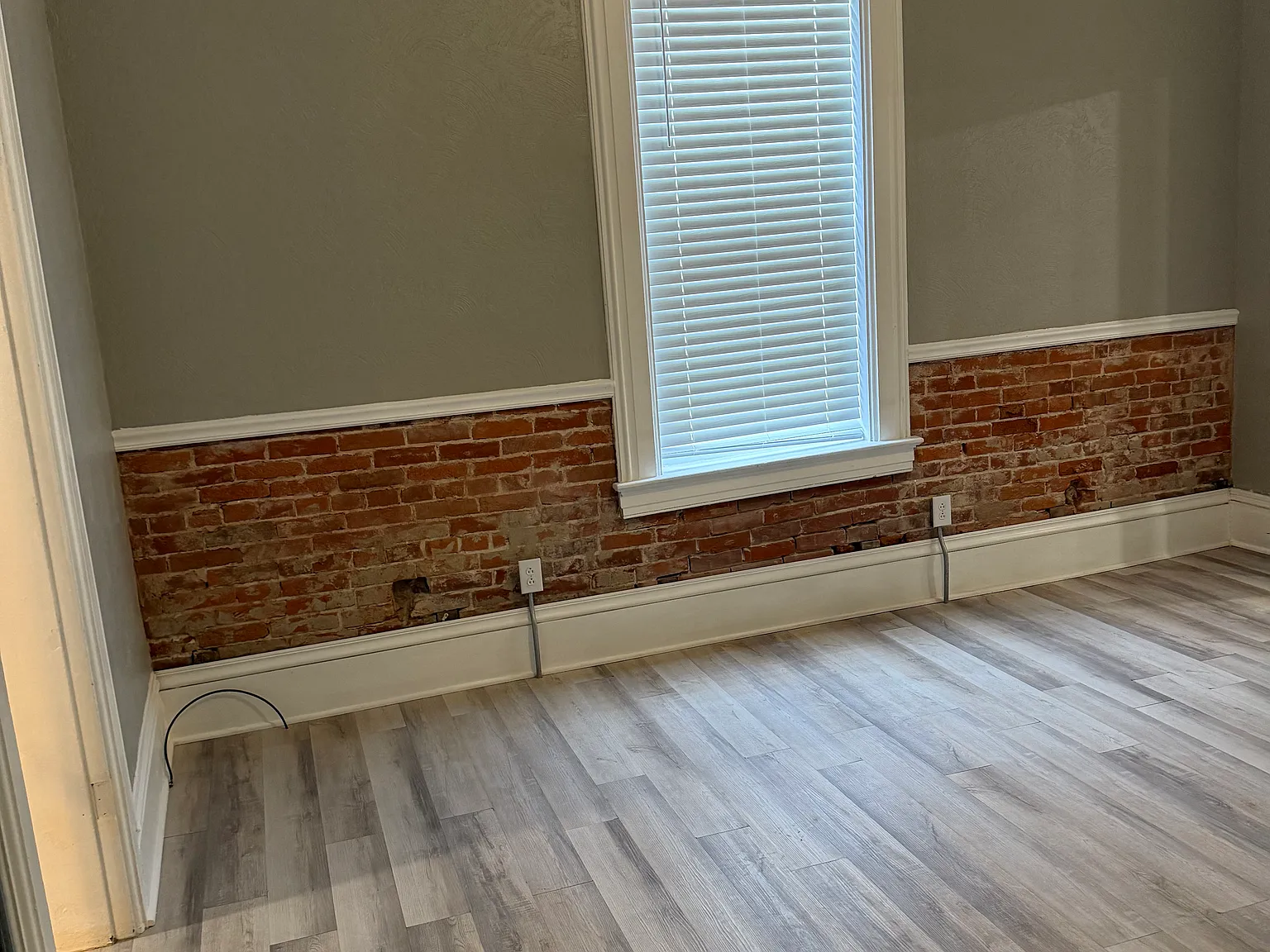 701 N Front St — Photo 3