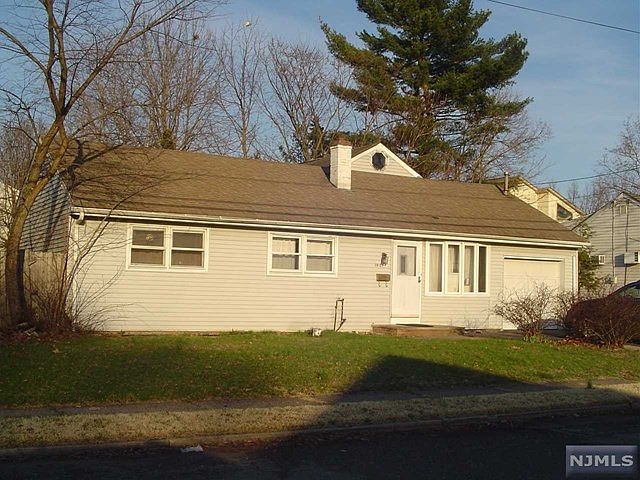 1st image of 19-01 Hillery St