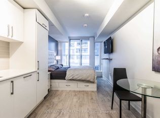 27 Bathurst St #419, Toronto, ON M5V 0R1