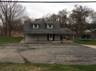 2610 W Grand River Ave, Howell, MI