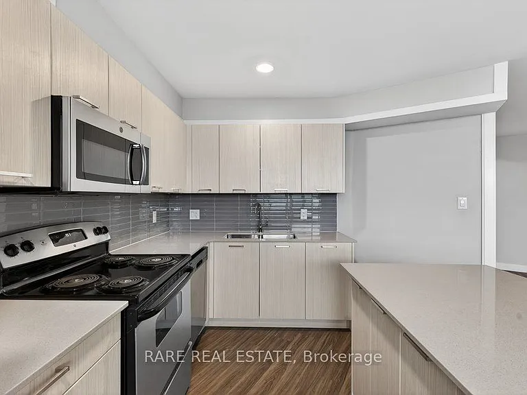 4340 Bloor St W #602 — Photo 12