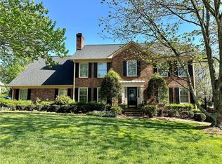 224 E Shallowstone Rd, Greer, SC 29650