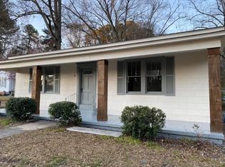 626 Summit St, Winona, MS 38967