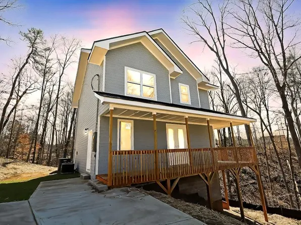 727 Copper Trace Way, Woodstock, GA 30189