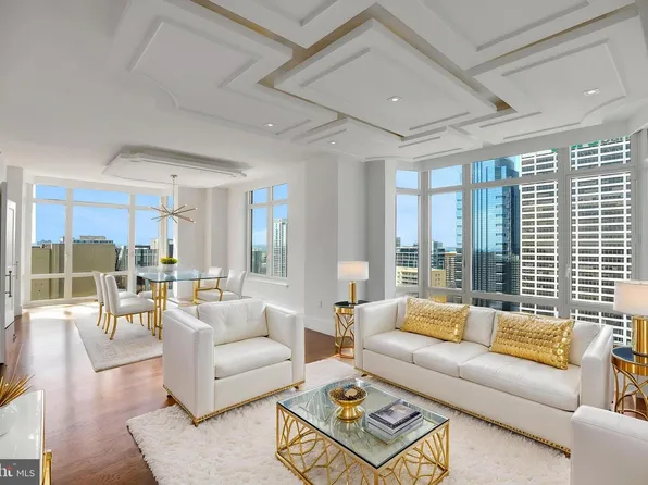 130 S 18th St Unit 2801, Philadelphia, PA 19103