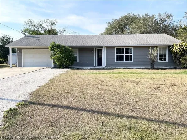 2359 N Highlands Blvd, Avon Park, FL 33825