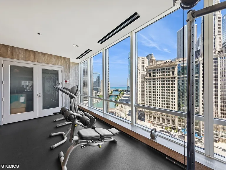 401 N Wabash Ave #37D — Photo 17