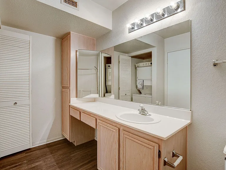 8070 W Russell Rd #1064-11 — Photo 21