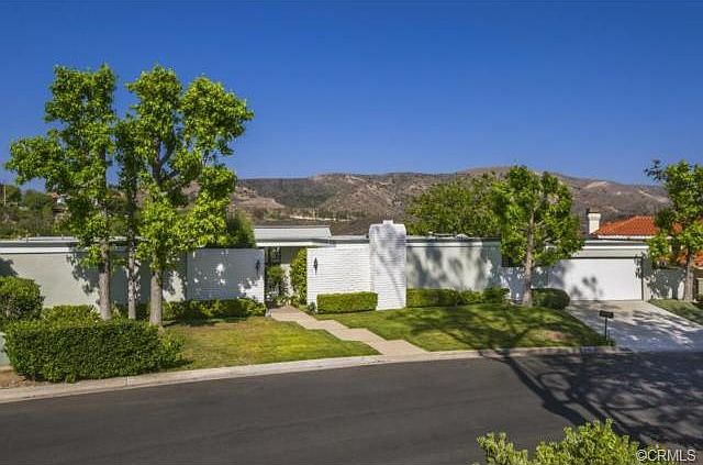 1st image of 10362 Mira Vista Dr