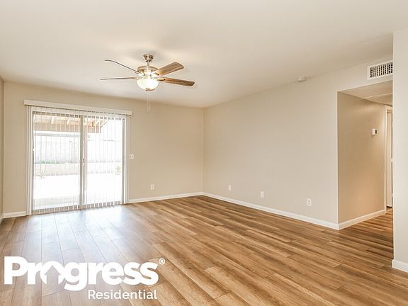 4th image of 407 W Mission Dr