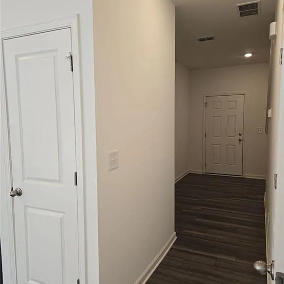 3560 Eagle Ct SW — Photo 6