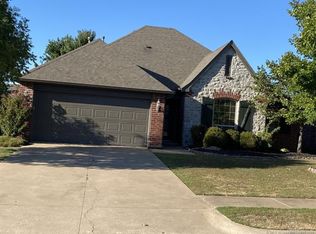 1717 W 119th St S, Jenks, OK 74037