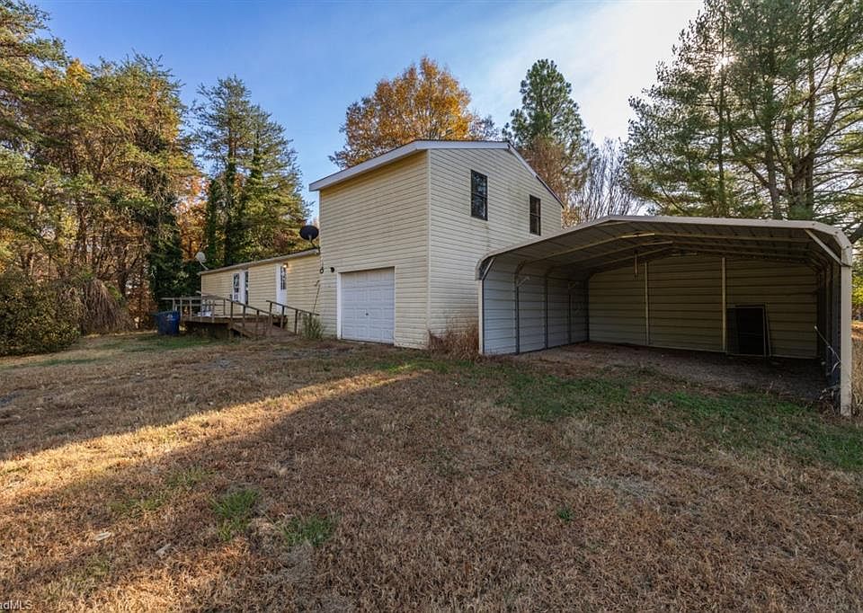 1st image of 141 Saddlebrook Dr