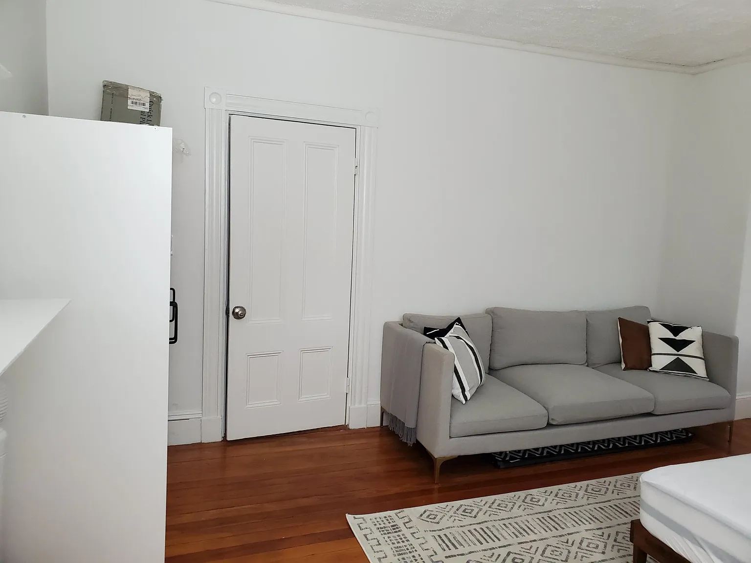 5 bed, 1500 sqft, $950 — Photo 3