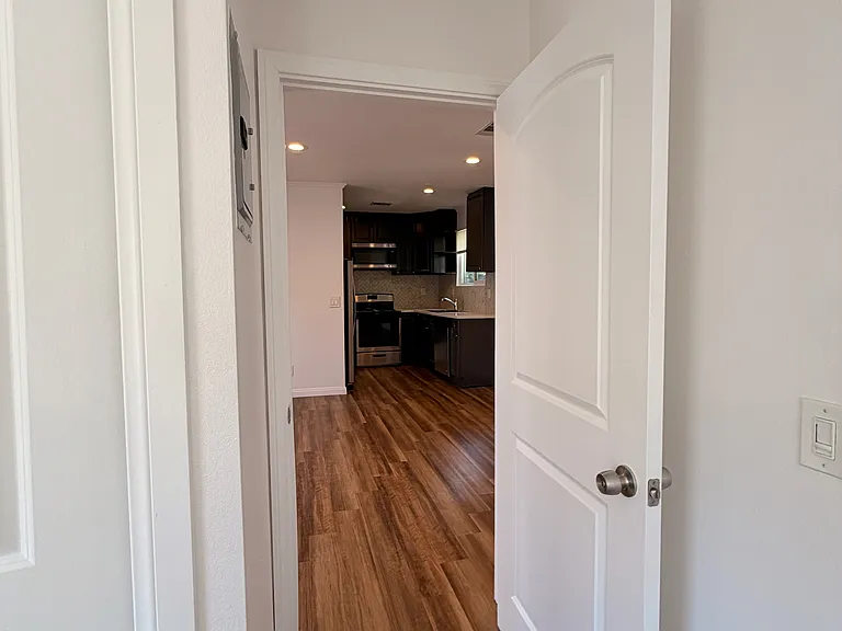 1309 Mohawk St #1/2 — Photo 9