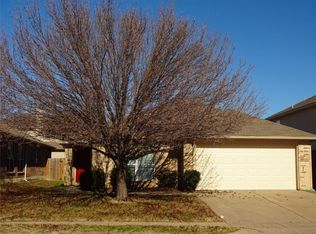 9644 Olivia Dr, Fort Worth, TX 76108