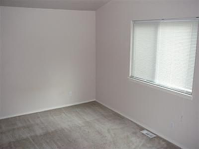 5th image of 2617 204th St SW