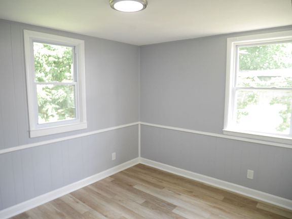5th image of 305A S Marlyn Ave #D