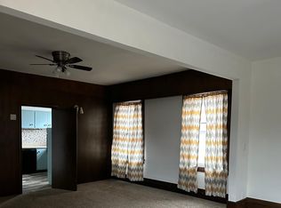 1423 N 8th St #1/2, Burlington, IA 52601