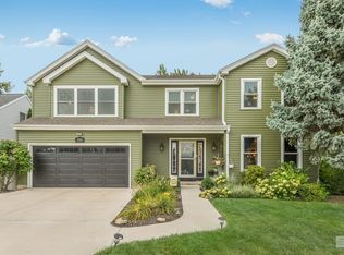 715 Burnside Ct, Aurora, IL 60504