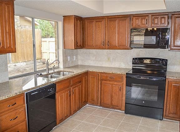 2nd image of 1133 Meriwood Dr