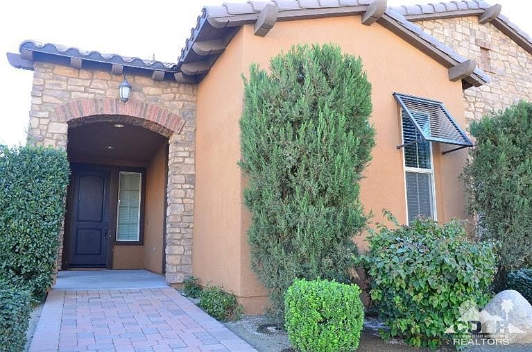 1st image of 82921 Spirit Mountain Dr