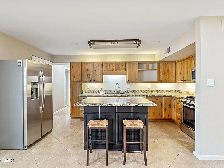 3007 N 84th Pl — Photo 12