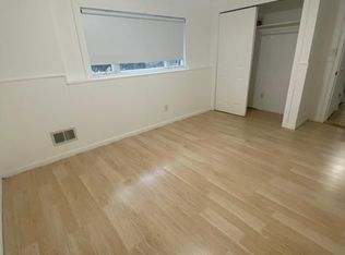 179 Old Country Rd #1, Deer Park, NY 11729