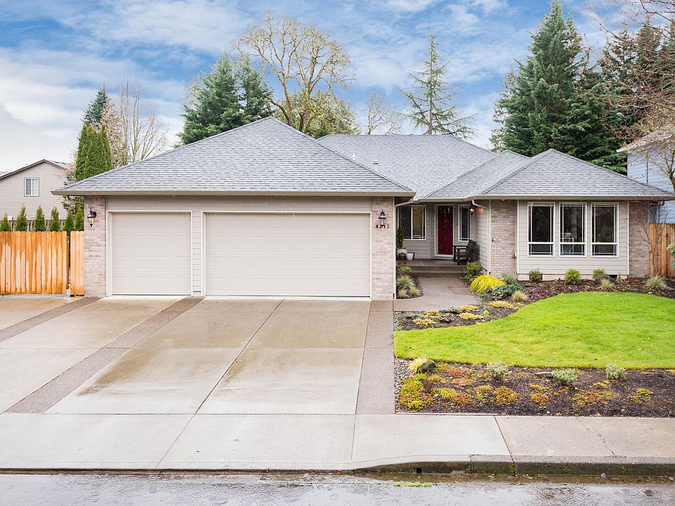1st image of 4215 NE 126th St