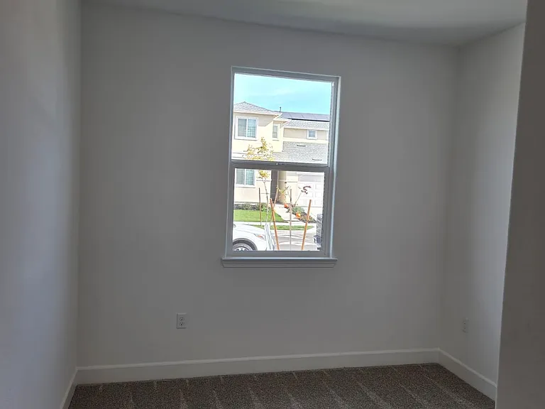 10325 Lubec Dr — Photo 4