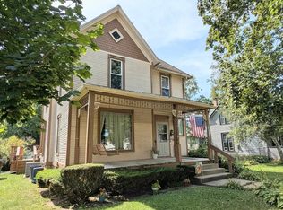 207 E Lincoln St, Mount Morris, IL 61054