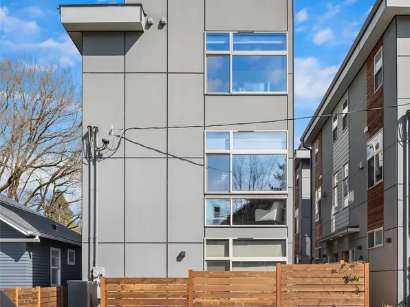 726 Martin Luther King Jr Way #B, Seattle, WA 98122