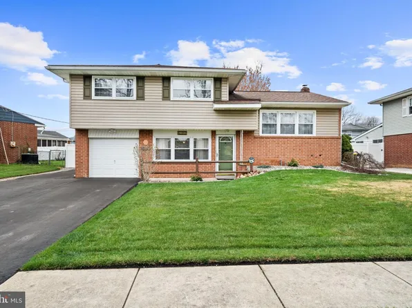 2105 Barr Rd, Wilmington, DE 19808