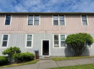 2-Bedroom Apartments Steps from WWU & Downtown, Bellingham, WA 98225