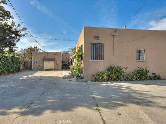 3rd image of 10606 Avalon Blvd