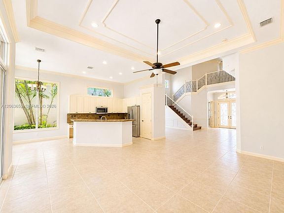 5th image of 138 Tranquilla Dr